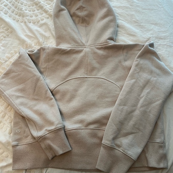 Lululemon loungeful cropped hoodie in Beige with sparkle. Size 6. - Picture 2 of 9